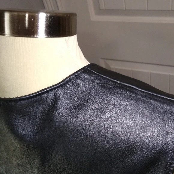 Harley Davidson Women's Leather Vest - Picture 3 of 12